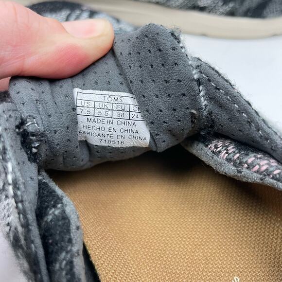 Toms | Del Rey SZ 7.5 Black White Tribal Fabric Lace Up Fashion Sneakers - Picture 9 of 10